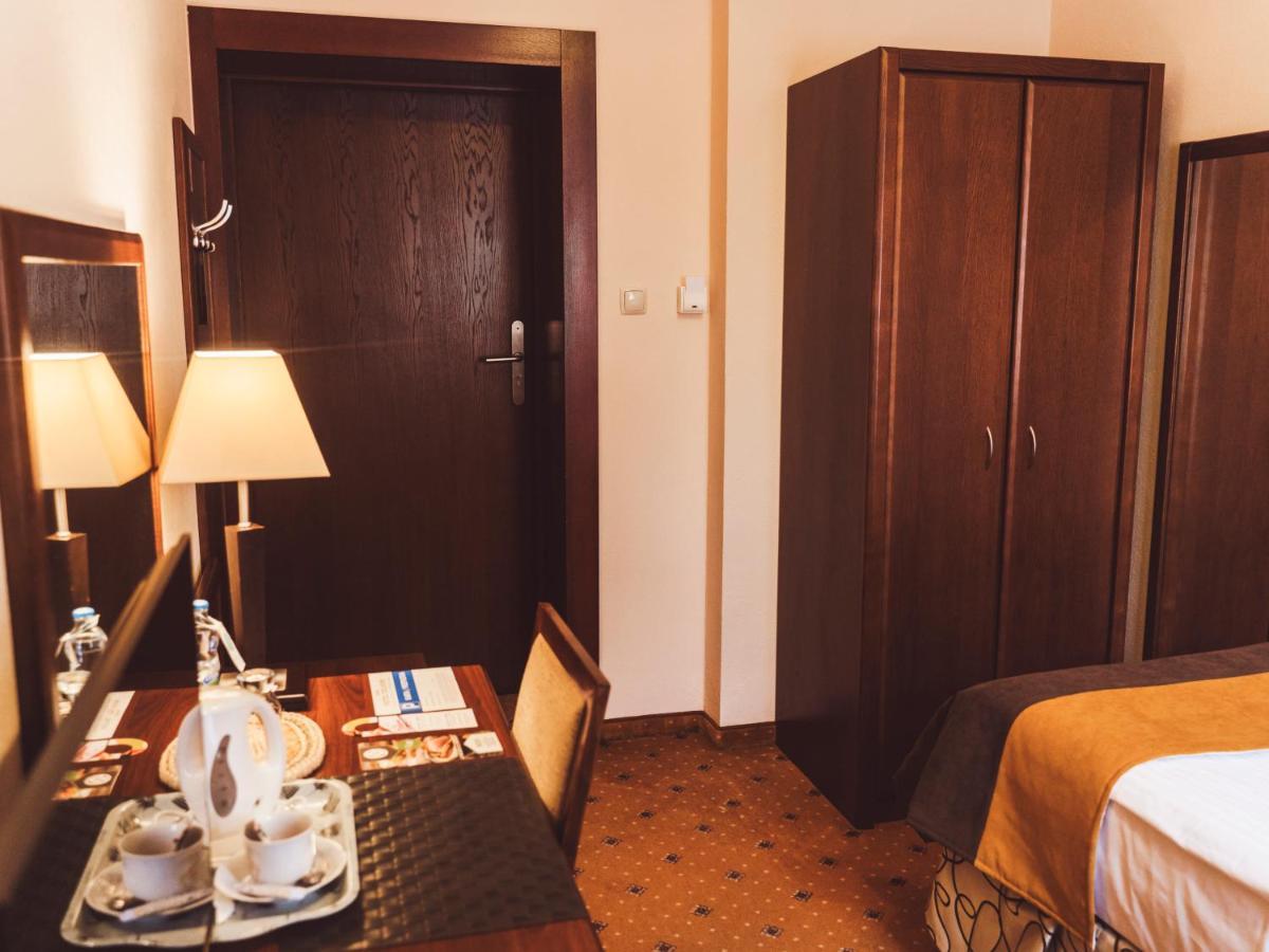 Hotel Osjann Бяла Подласка Екстериор снимка