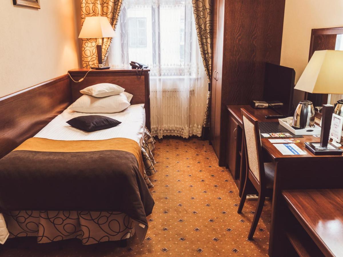 Hotel Osjann Бяла Подласка Екстериор снимка