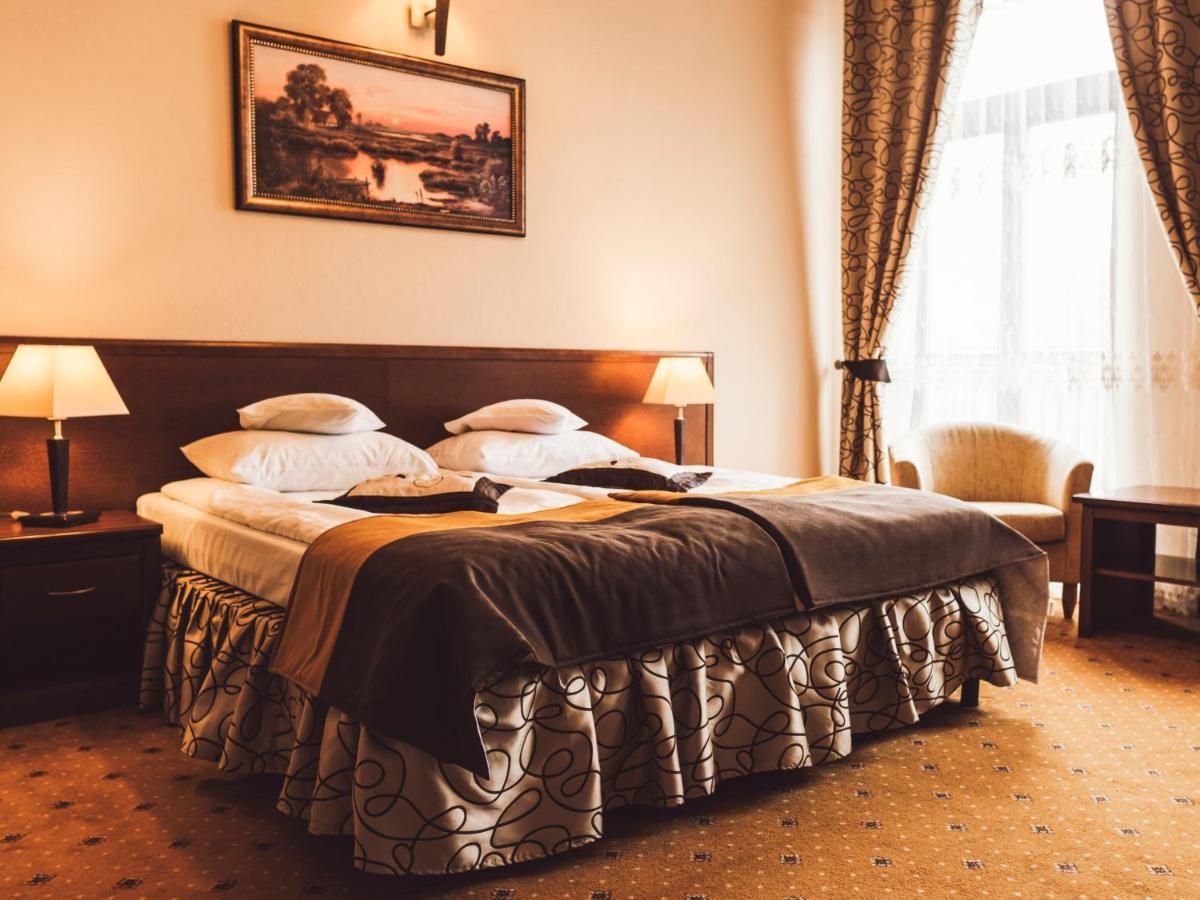 Hotel Osjann Бяла Подласка Екстериор снимка