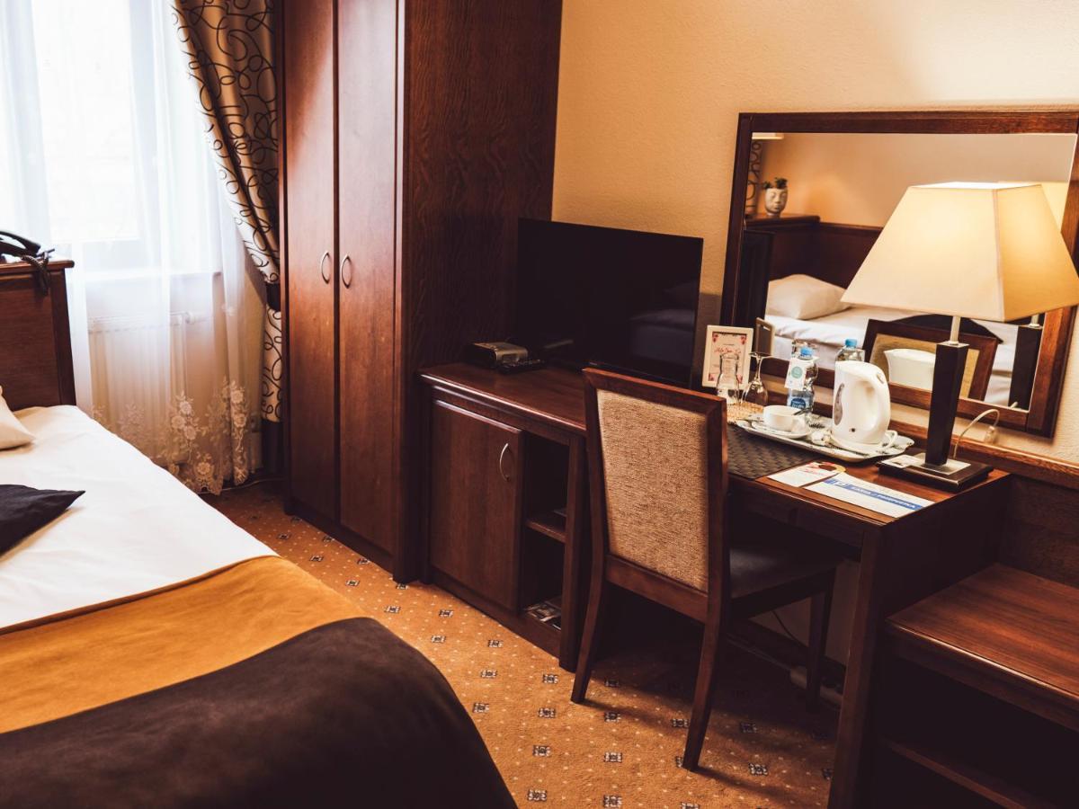 Hotel Osjann Бяла Подласка Екстериор снимка