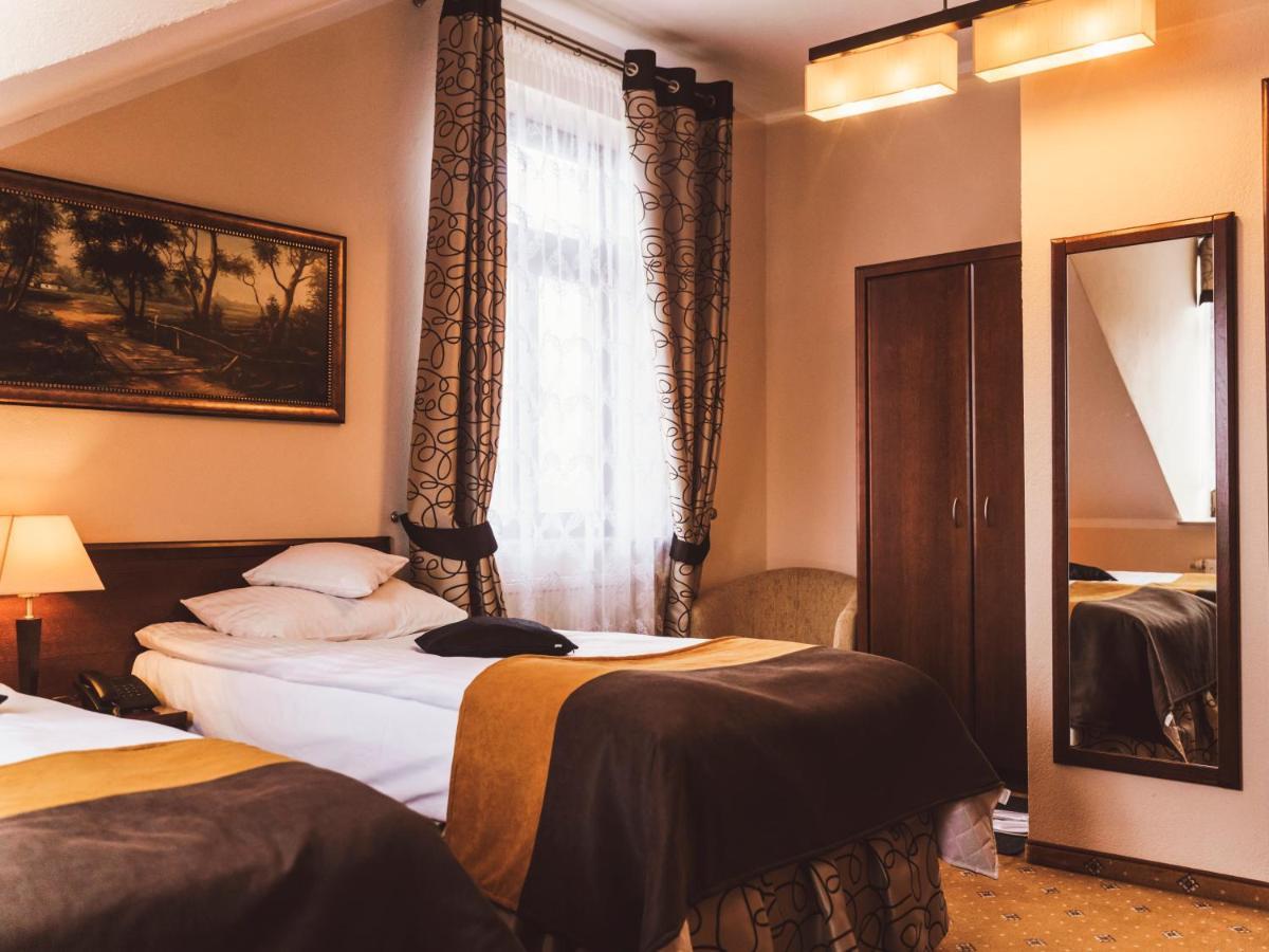 Hotel Osjann Бяла Подласка Екстериор снимка